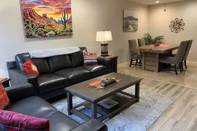 Image de One of a kind - Direct access to this stunning condo and large Patio