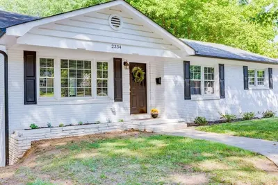 Image de Cozy Home ~7 min to airport&uptown+fire+grill🔥