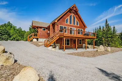 Image de Chalet Quartz - Newly constructed Chalet close to downtown Bethel, short drive to Sunday River
