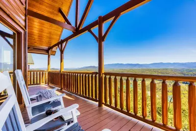 Image de Stunning Mtn Views•3 Ensuite King Rooms•Hot Tub•Arcade•Game Room•Pool Table•Bbq