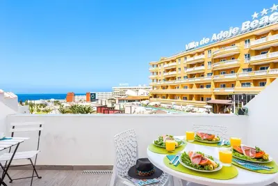 Image de 97 Belle Marina De Printemps Avec Terrasse Et Piscine