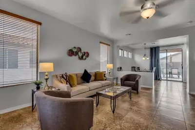 Image de Mesa Escape Near Golf & Hiking Trails | Community Pool, Hot Tub, Tennis & Basketball