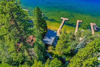 Image de Classic McCall Lake House - Private Dock on Payette Lake - Hot Tub - Fire Pit