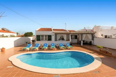 Villa Quimera by Villa Plus