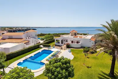 Villa Mercedes by Villa Plus
