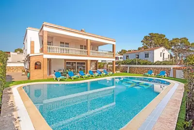 Image de Villa Maria Isabel by Villa Plus