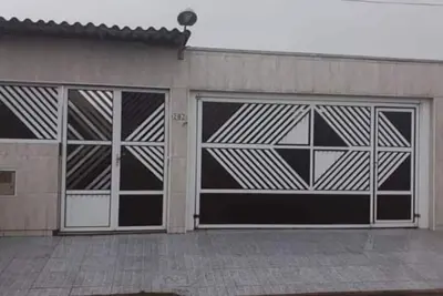 Image de Beach House for Weekends and Season