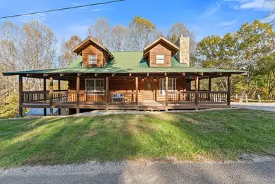 Image de Lake Daze Escape- Entire Cabin on Barren River Lake!