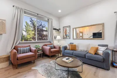 Image de Bozeman/4Corners HomeBase • River Access & Fire Pit • Close to Skiing and Hiking