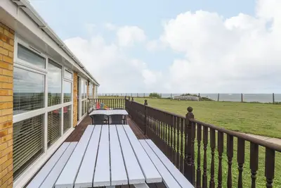 Image de Bungalow 14, pet friendly, with pool in Corton