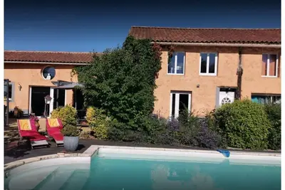 Image de Gîte dortoir 250 m212 à 15 pers