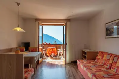 Image de Appartement \"Wohnung 5\" avec vue sur la montagne, Wi-Fi et balcon