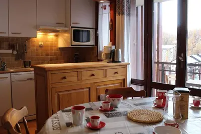 Image de Studio cosy avec coin montagne, balcon, à 100m des pistes et 10m des commerces à Vars Les Claux