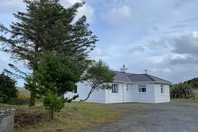 Image de Cottage 396 - Roundstone - sleeps 6 guests  in 3 bedrooms