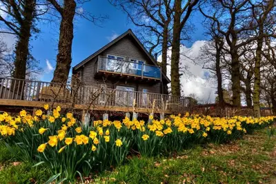 Image de iLodge Ultra - Luxury Log Cabin with Hot Tub, Sauna and Games Room🏡