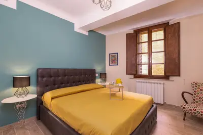 Image de Exclusive apartment in the historic center of Siena with Wi-Fi Tv full kitchen
