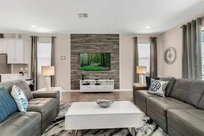 Image de The Luxury House at Solara Mansion Near Disney