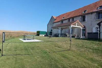 Image de Logement en pleine campagne avec parking sécurisé