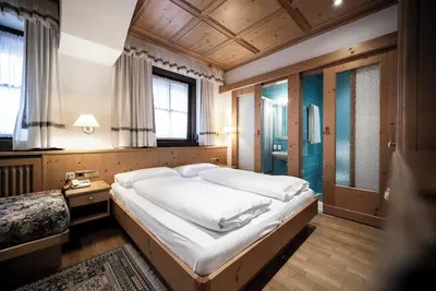 Image de \"Villa Stella Appartement N 50\" Près de la remonte-pente avec Wi-Fi et espace extérieur partagé.