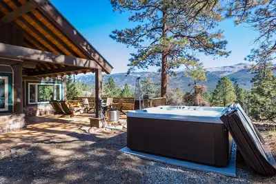 Image de Three Pet Friendly cabins on 3. 5 Acres -  Hot Tub/Views - 14 minutes to Purg