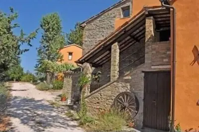 Image de Maison de vacances Urbino pour 1 - 8 personnes avec 4 chambres à coucher - Maison de vacances