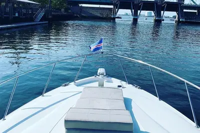 Image de Heated Boat Experience - Heart of Providence