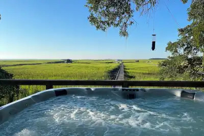 Image de Private Hot Tub w/ Views, Deep-Water Dock, Sleeps 6