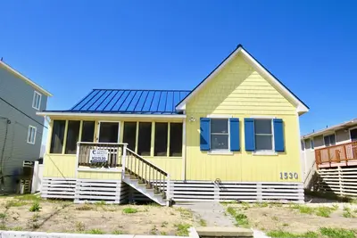 Image de Flex Stays! Private Pool and Hot Tub! Steps to the beach! Kd1530