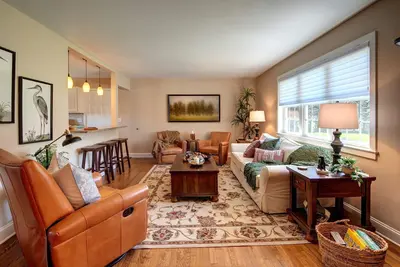 Image de Newly renovated pet friendly Ranch near downtown Skaneateles!