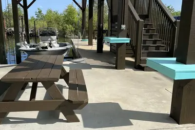 Image de Canal home near great fishing, gambling, restaurants and the beach