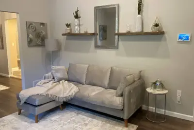 Image de The Red Door Retreat: Where Wellness Meets Southern Hospitality ✨