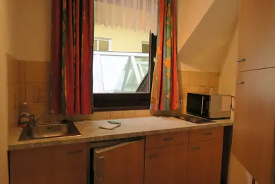 Image de Studio apartment for 2 persons on the 2nd floor - Appartements Mosser