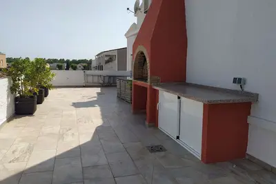 Image de Appartement avec Wifi de 70 M2 avec grande terrasse 70m2-Vue Canal et Montagne.