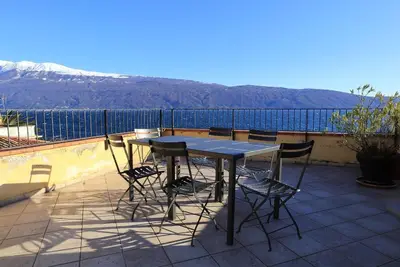 Image de Appartement de vacances Gargnano pour 1 - 5 personnes avec 2 chambres à coucher - Logement de vacanc