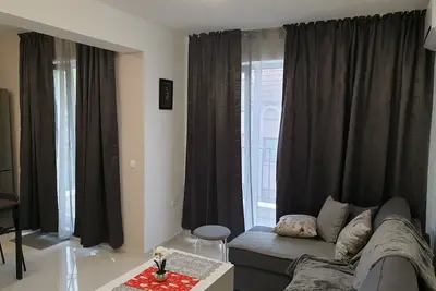 Image de \"The Two Twins\" New Two-Bedroom Guest Apartment - 5, Varna, Bulgaria