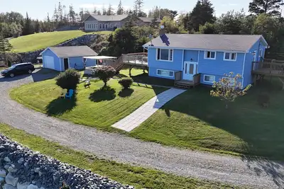 Image de 100 Wild Islands Oceanfront Home with hot tub and Kayaks