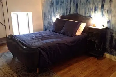 Image de This whole Boutique Hotel could be yours!