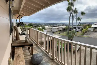 Image de Overlooking Pearl Harbor