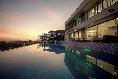 Image de Promo 10% Monthly Discount! \n Sea View, Private Heatable Pool, Ac, Wifi