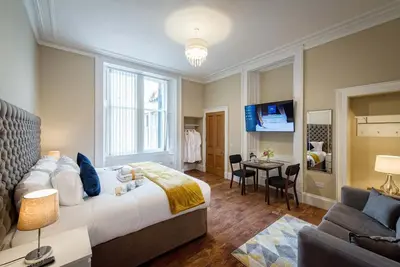 Image de Rosedene Highland House Emperor Studio Apart 3