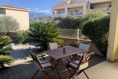 Image de Casa Linda Appart climatisé avec jardin a 900m  plage et centre ville Calvi