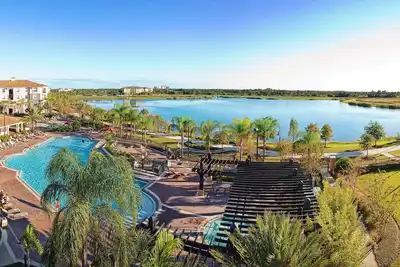 Image de Lakeview Condo  minutes to Convention Center, Disney & Universal Studio