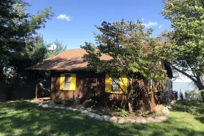 Image de Betty’s Bluff- a fully equipped Great Lakes escape