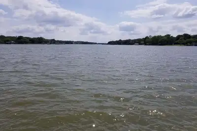 Image de Pop's Lakefront Retreat. <br>Remodeled clean and comfortable.