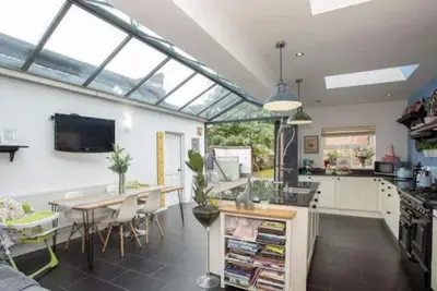 Image de Beautiful, Character property in a fantastic central location