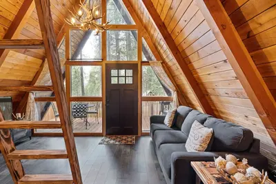 Image de R&R Retreat - Intimate, Quaint and Cozy A-Frame