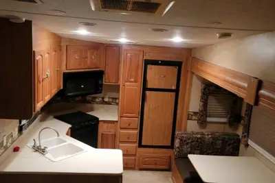 Image de Rv Executive Home I - In Tranquil Setting, Indoor - In-ground Pool
