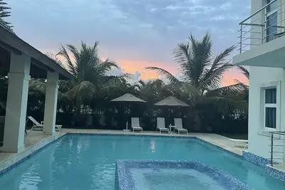 Image de Experience Paradise! 3 Br Villa, Private Pool, Maid, Chef, Vip Services!