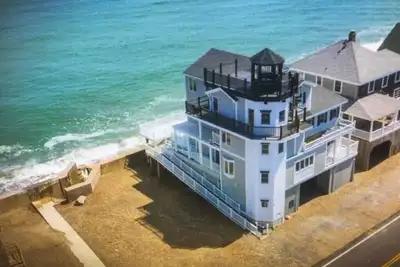 Image de Rent entire exquisite former Inn & former Bed & Breakfast with 5 Beds & 6 Baths