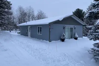 Image de Up North getaway perfect  location for outdoor enthusiasts!